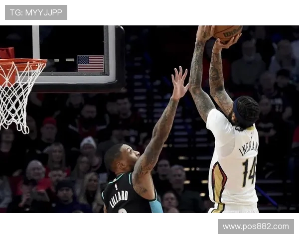 英格拉姆手感火热半场八投五中砍下十二分率队展现强劲进攻火力